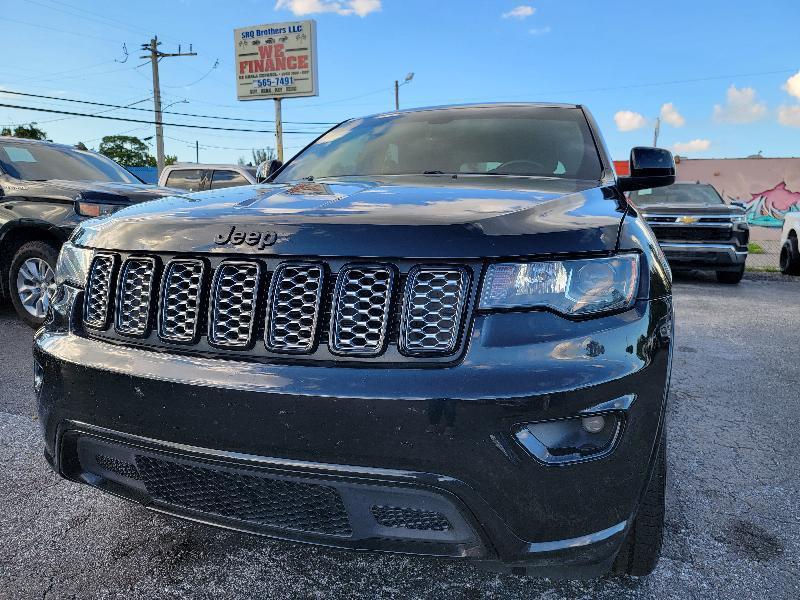 2018 Jeep Grand Cherokee Laredo 2WD
