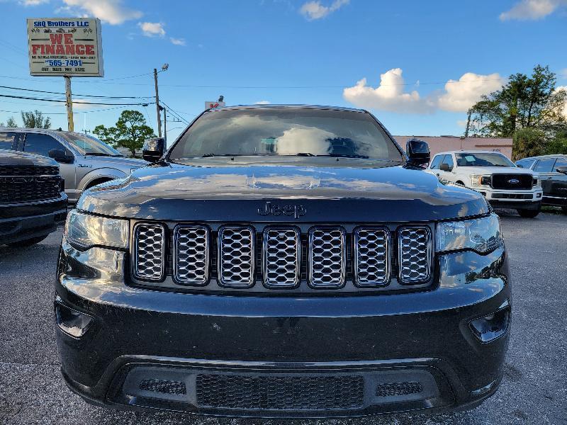 Jeep Grand Cherokee Laredo 2WD 2018