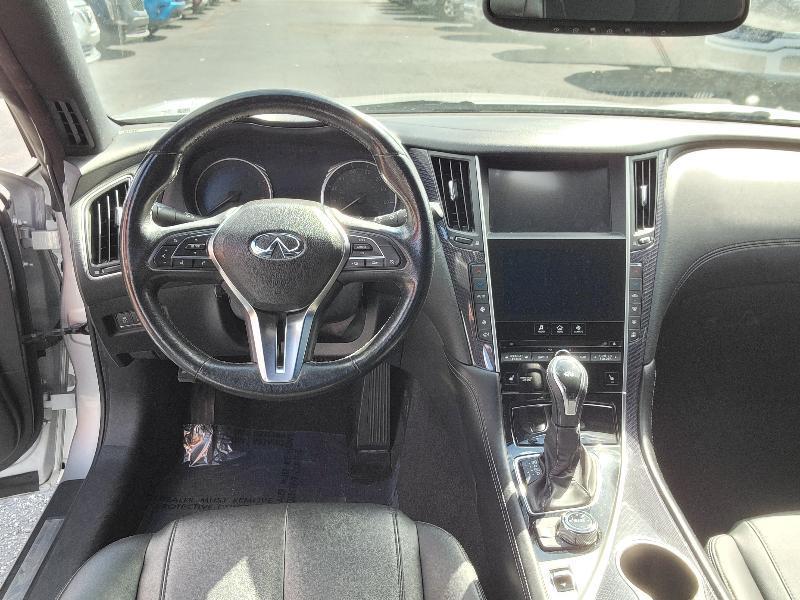 Infiniti Q60 2.0t AWD 2017