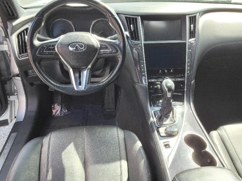 Infiniti Q60 2.0t AWD 2017