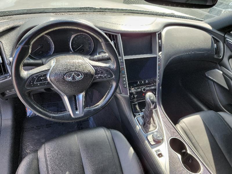 Infiniti Q60 2.0t AWD 2017