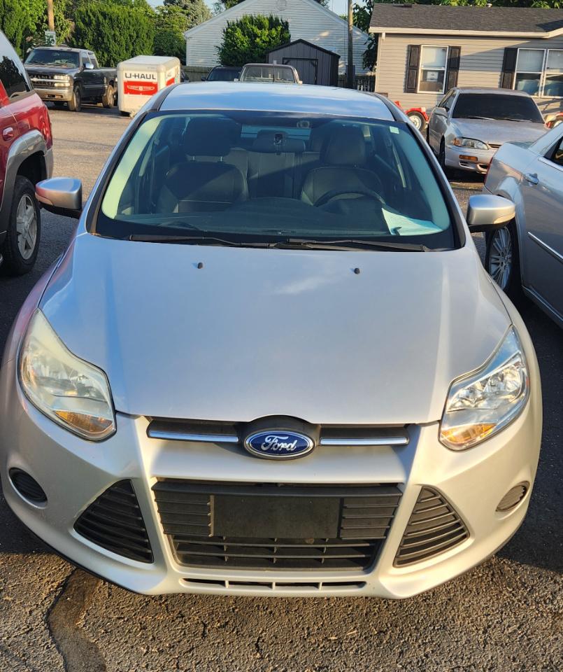 Ford Focus SE Sedan 2014