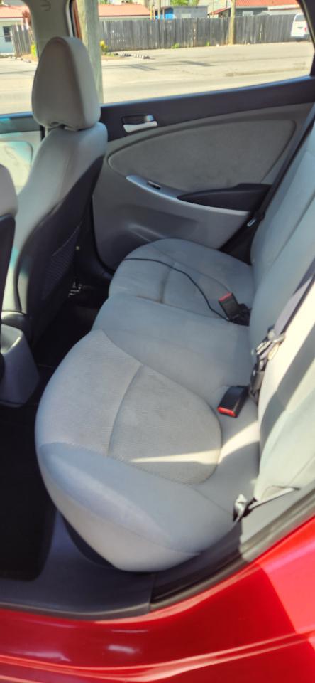 Hyundai Accent GS 5-Door 2014