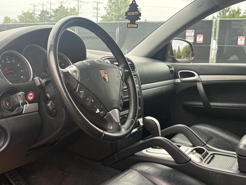 Porsche Cayenne S 2004