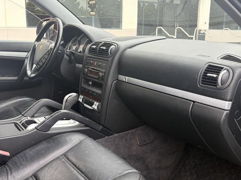 Porsche Cayenne S 2004