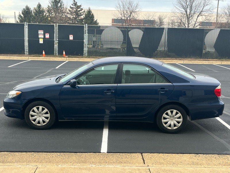 Toyota Camry LE 2005