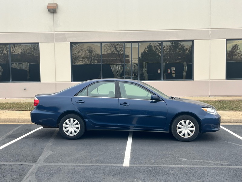 Toyota Camry LE 2005