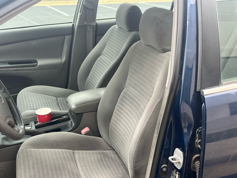 Toyota Camry LE 2005