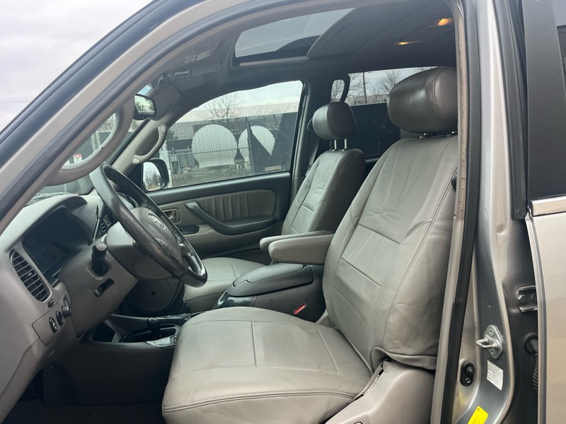 Toyota Sequoia Limited 4WD 2003