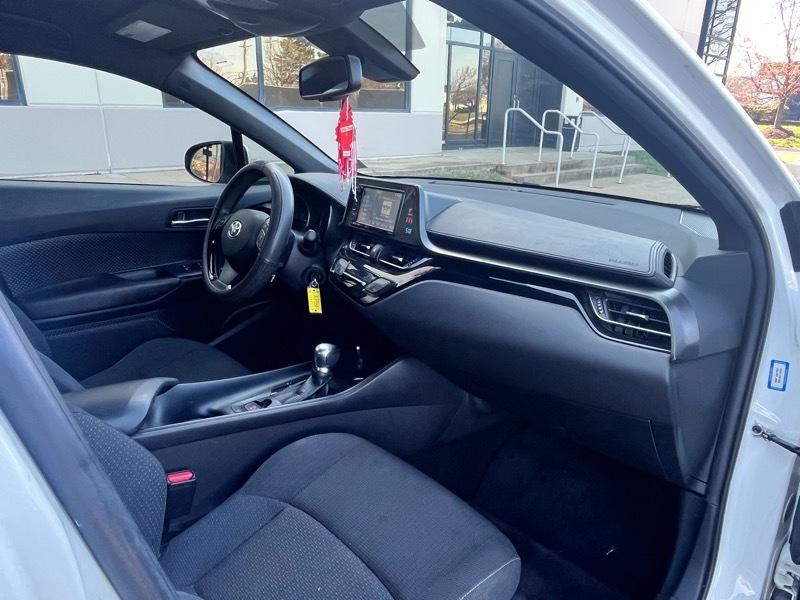 Toyota C-HR XLE 2018