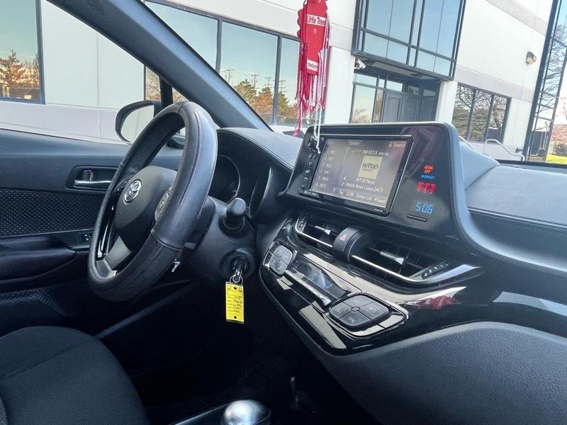 Toyota C-HR XLE 2018