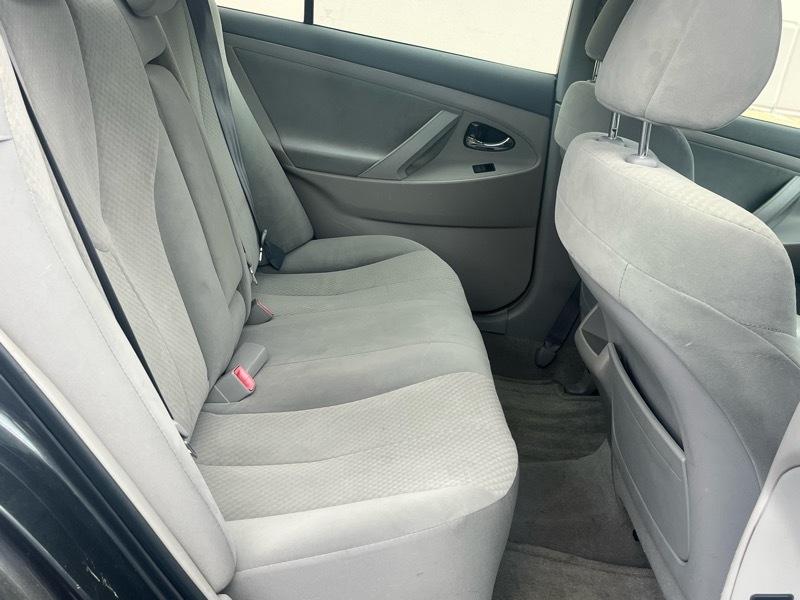 Toyota Camry XLE 5-Spd AT 2009