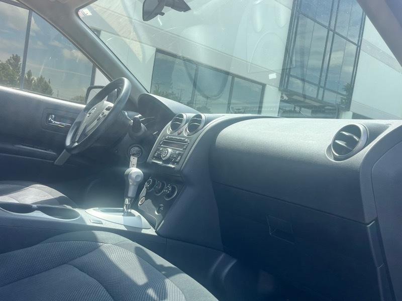 Nissan Rogue S AWD 2013