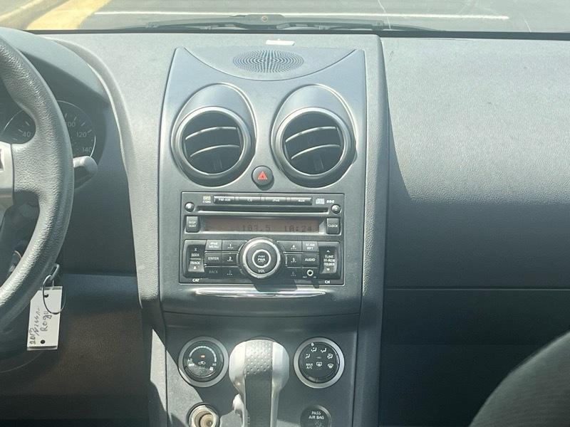 Nissan Rogue S AWD 2013