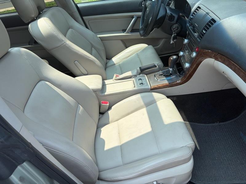 Subaru Outback 2.5i Limited 2009