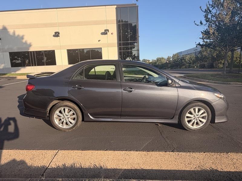 Toyota Corolla S 4-Speed AT 2010