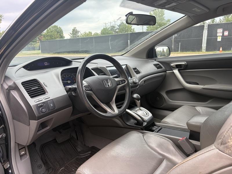 Honda Civic EX-L Coupe 5-Speed AT with Navigation 2010