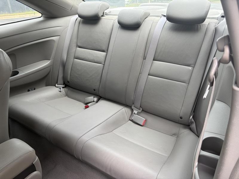 Honda Civic EX-L Coupe 5-Speed AT with Navigation 2010