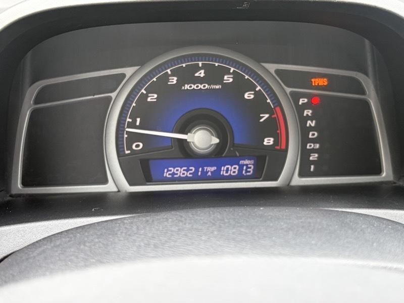 Honda Civic EX-L Coupe 5-Speed AT with Navigation 2010