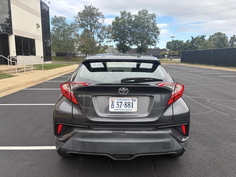Toyota C-HR LE 2019