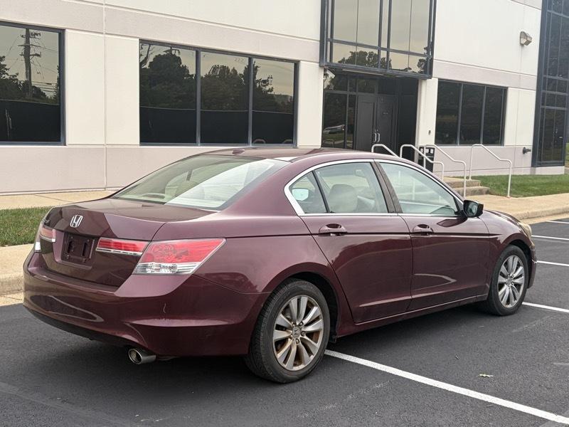 Honda Accord EX-L Sedan AT 2011