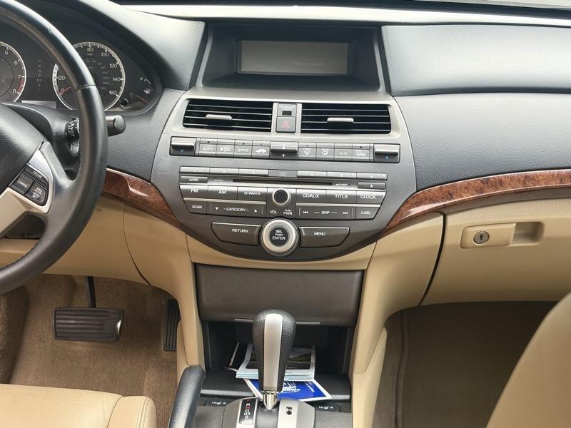 Honda Accord EX-L Sedan AT 2011