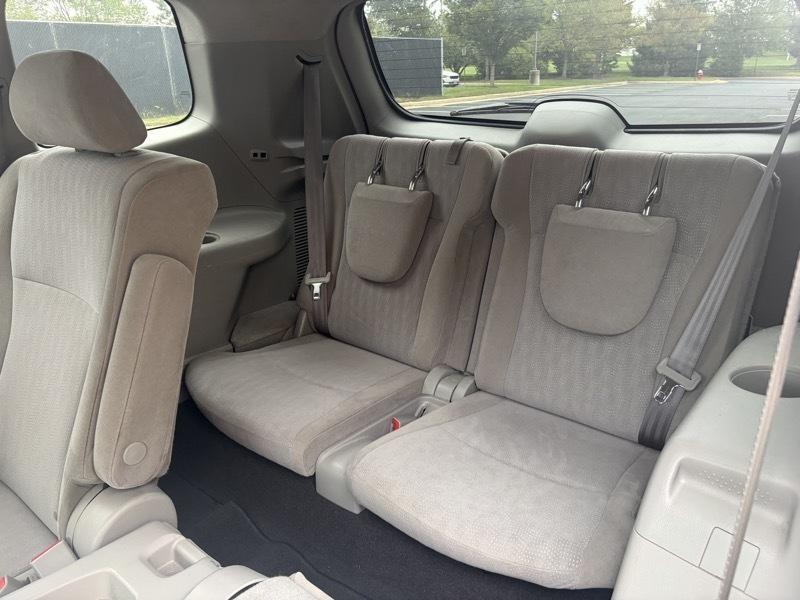 Toyota Highlander Base 4WD 2012