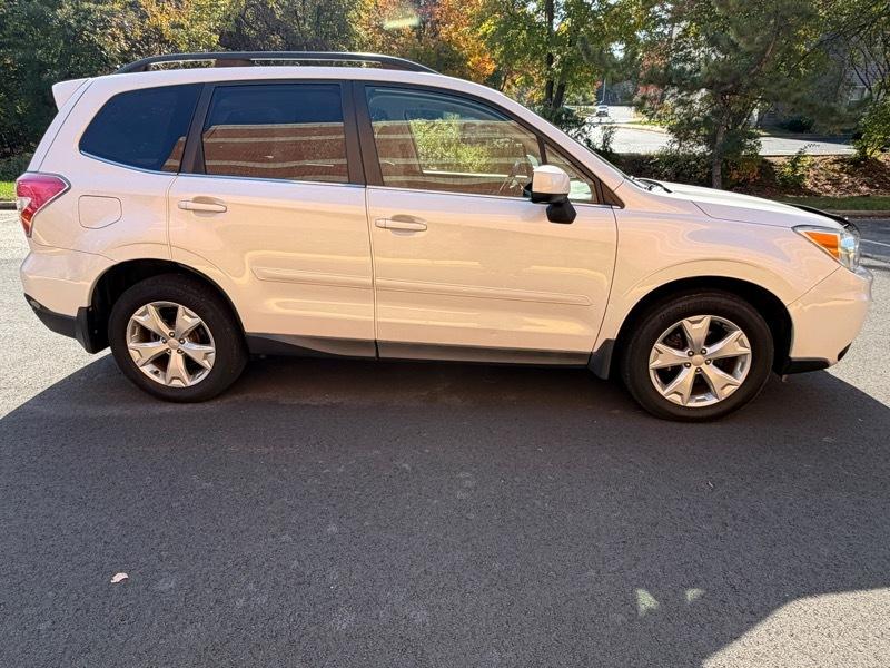 Subaru Forester 2.5i Limited 2014