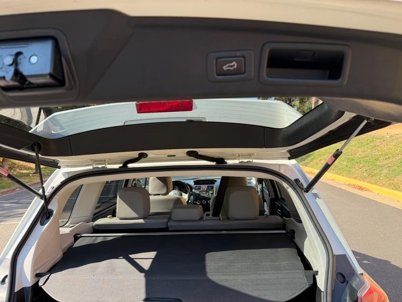 Subaru Forester 2.5i Limited 2014