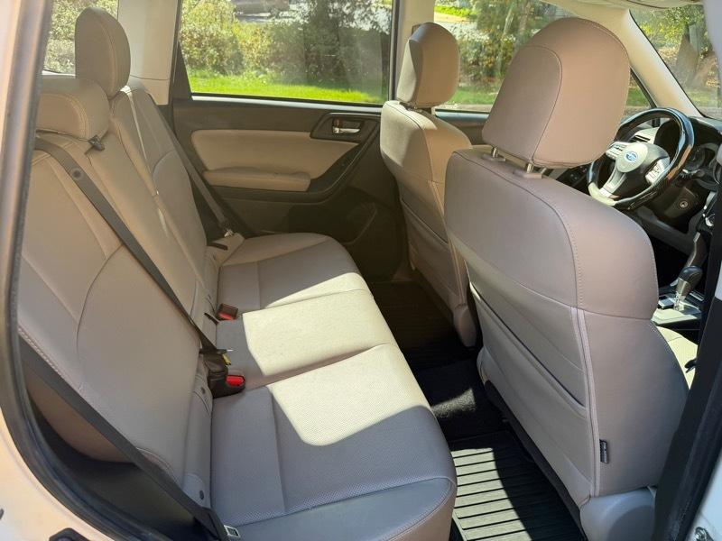 Subaru Forester 2.5i Limited 2014