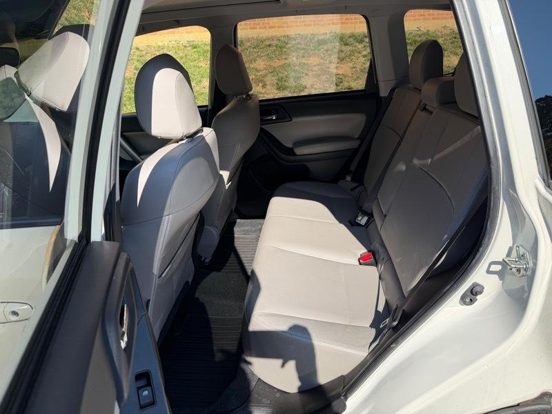 Subaru Forester 2.5i Limited 2014