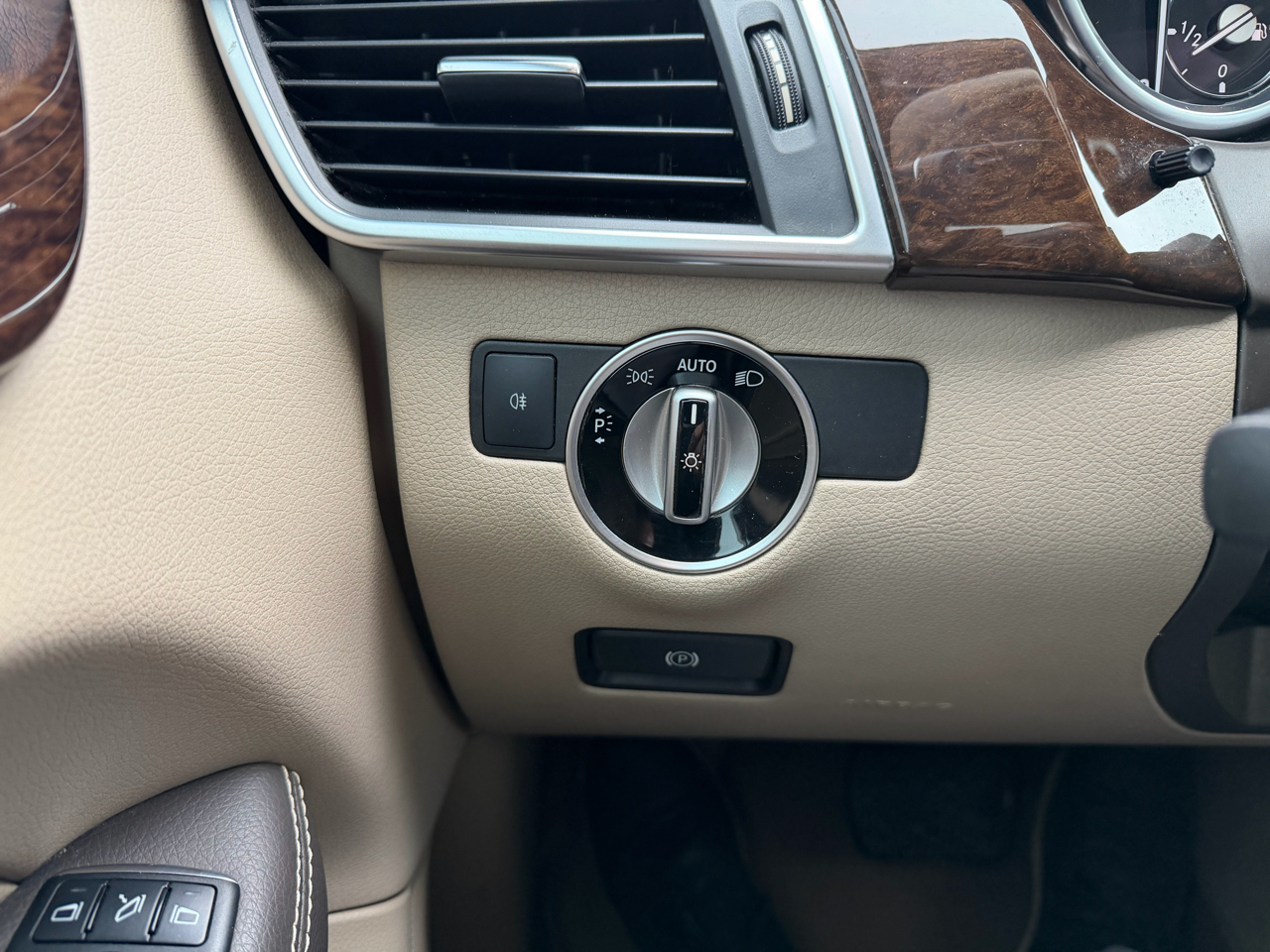 Mercedes-Benz M-Class 4MATIC 4dr ML 350 2013