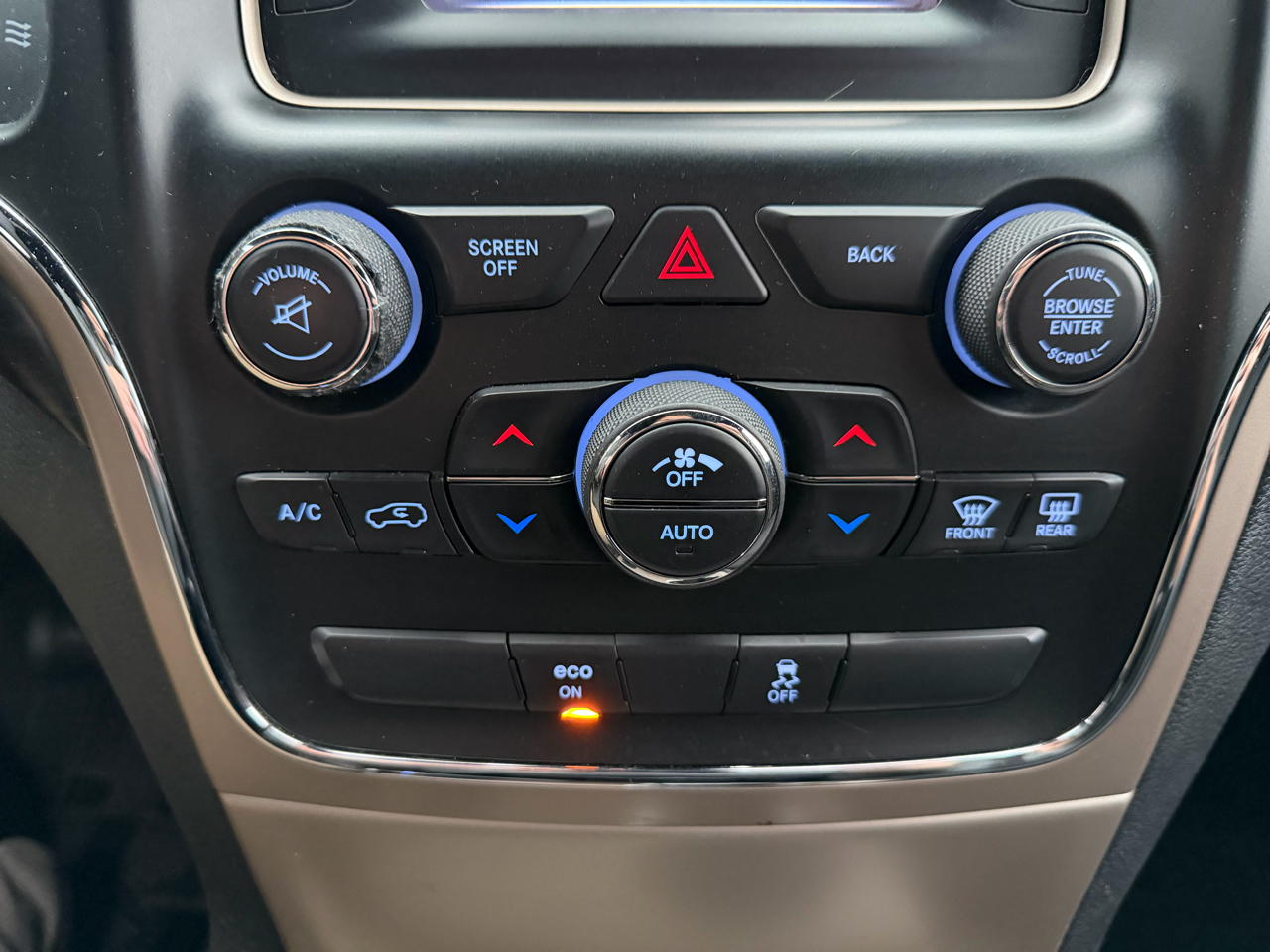 Jeep Grand Cherokee 4WD 4dr Laredo 2014