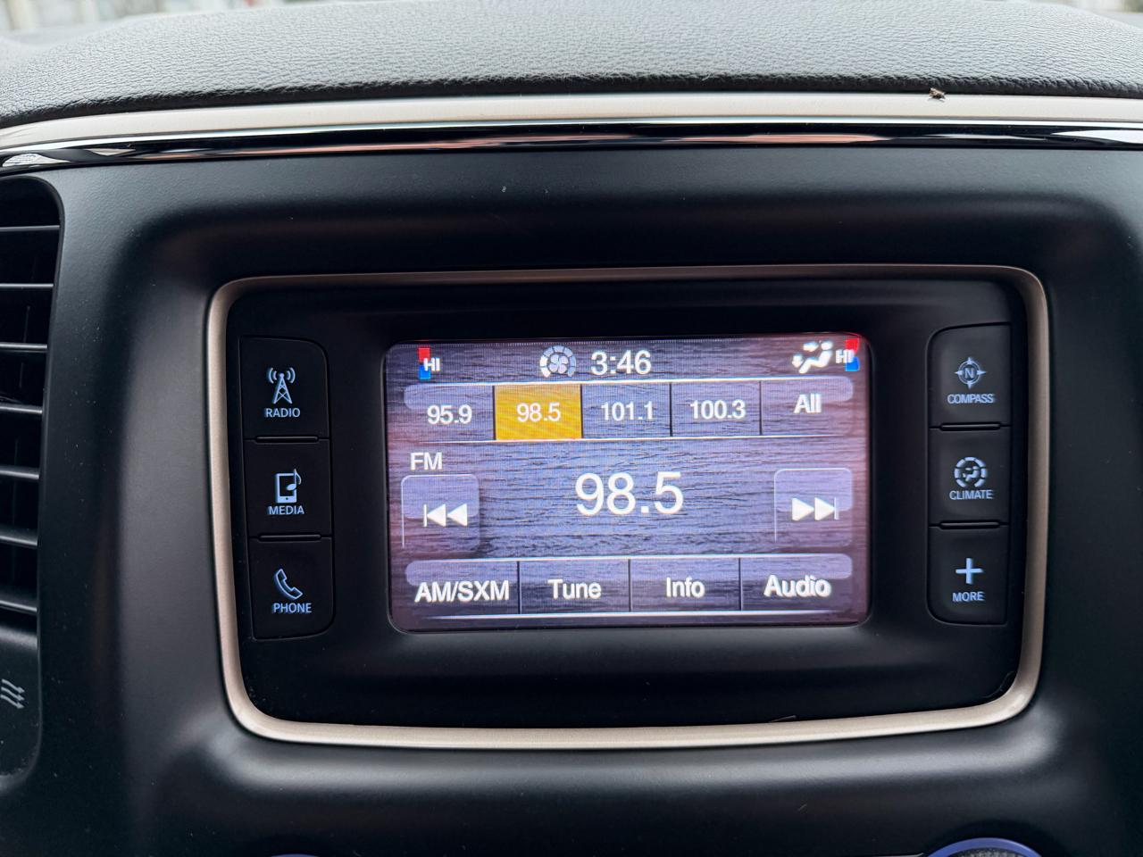 Jeep Grand Cherokee 4WD 4dr Laredo 2014