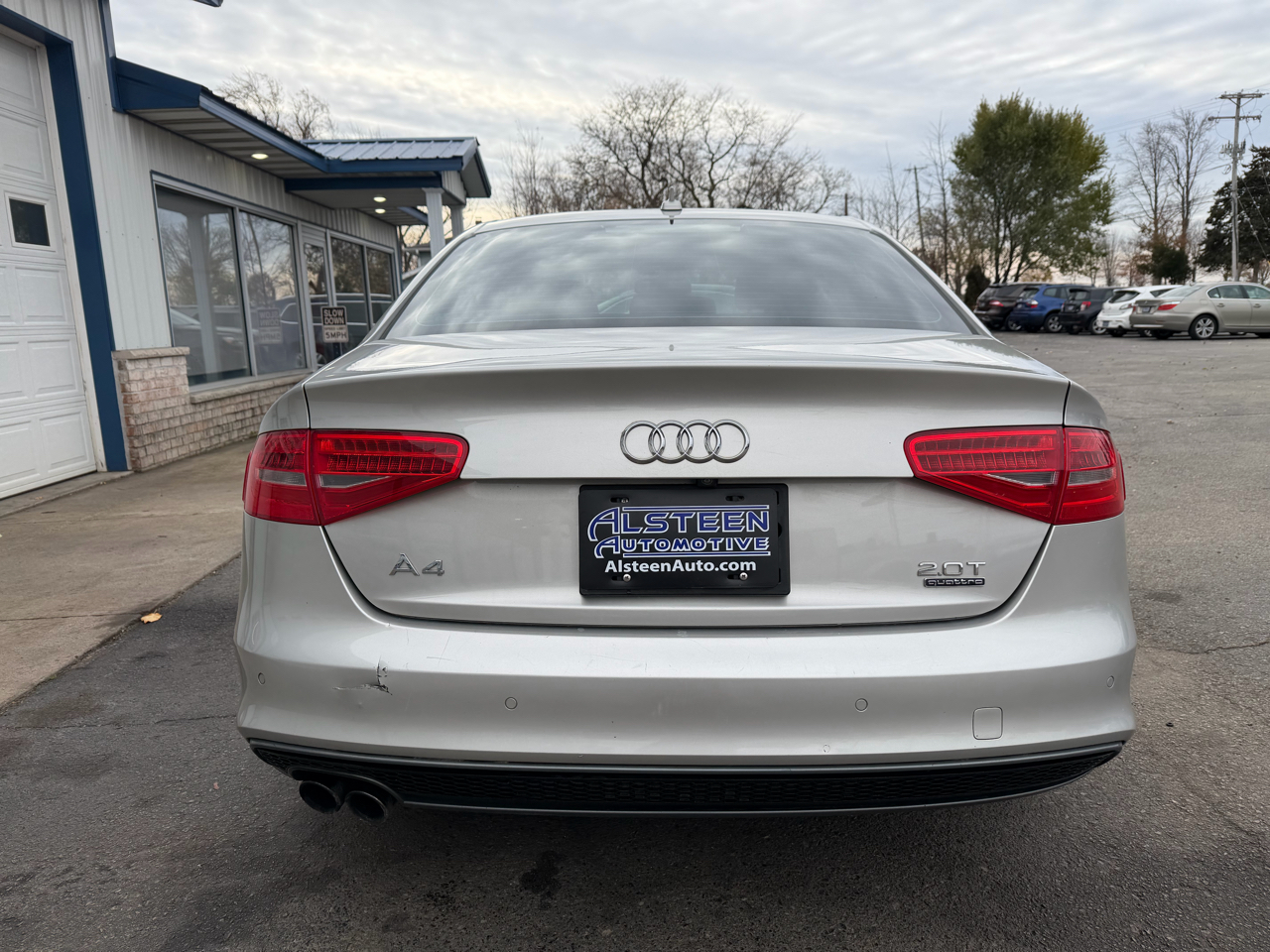 2015 Audi A4 Quattro 2.0T Premium Plus photo 4