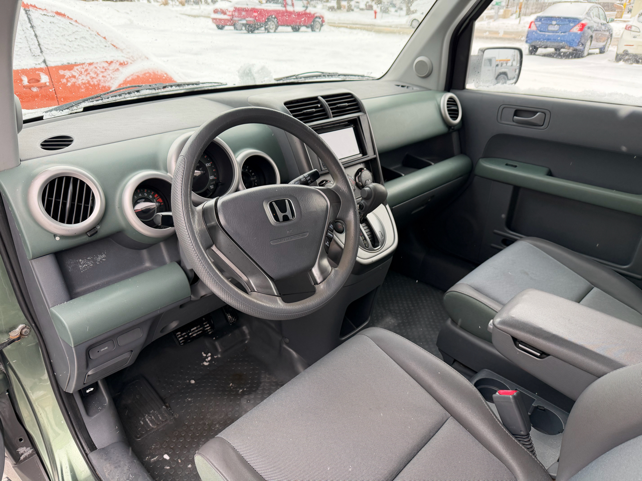 Honda Element 4WD LX AT 2005