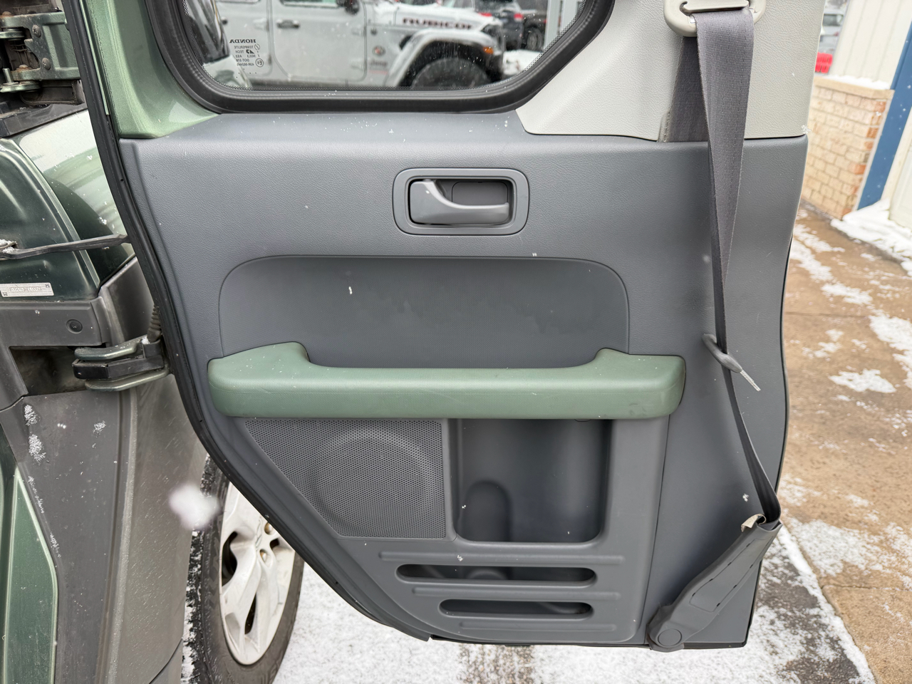 Honda Element 4WD LX AT 2005