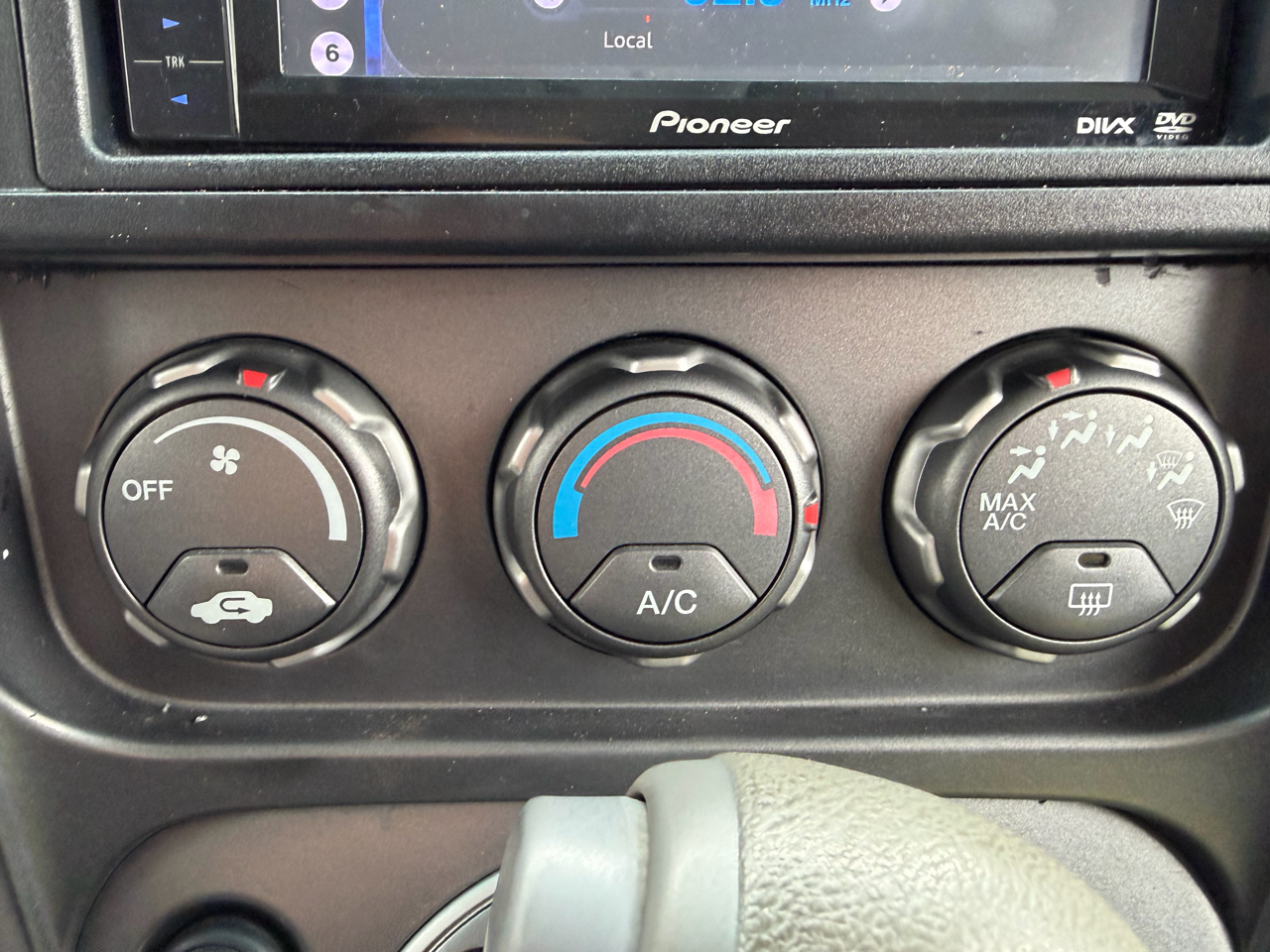 Honda Element 4WD LX AT 2005