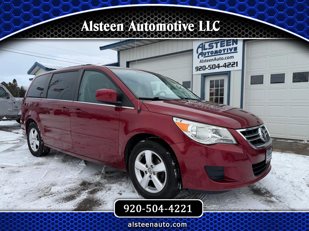 2011 Volkswagen Routan 4dr Wgn SE