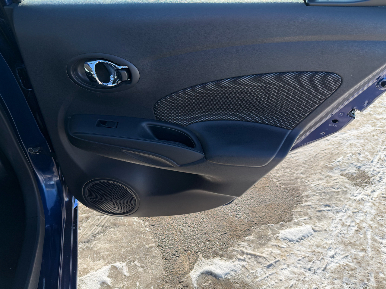 Nissan Versa Sedan SV CVT 2019