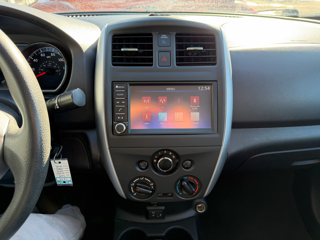 Nissan Versa Sedan SV CVT 2019