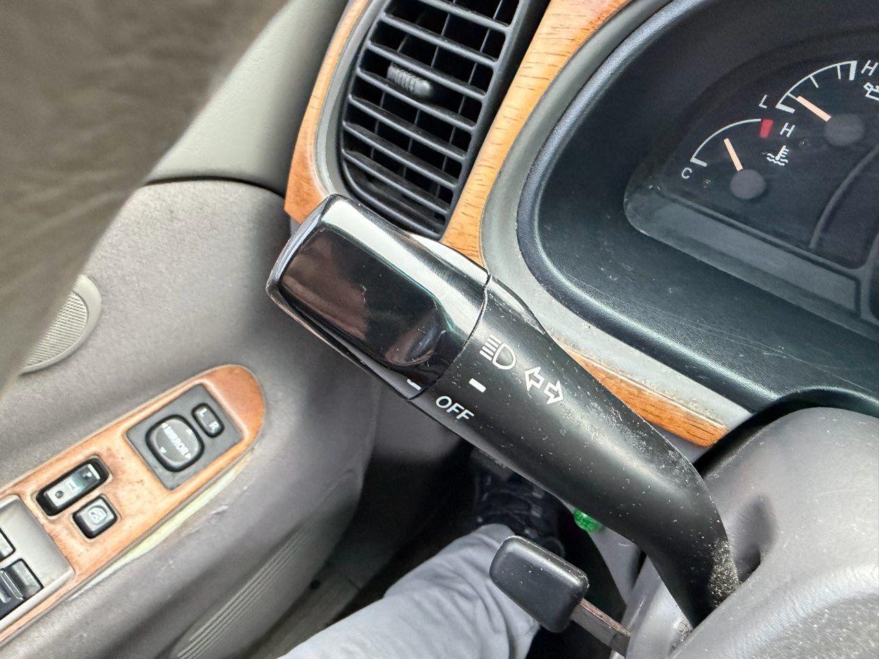 Toyota Tundra Access Cab V8 Auto SR5 (Natl) 2001