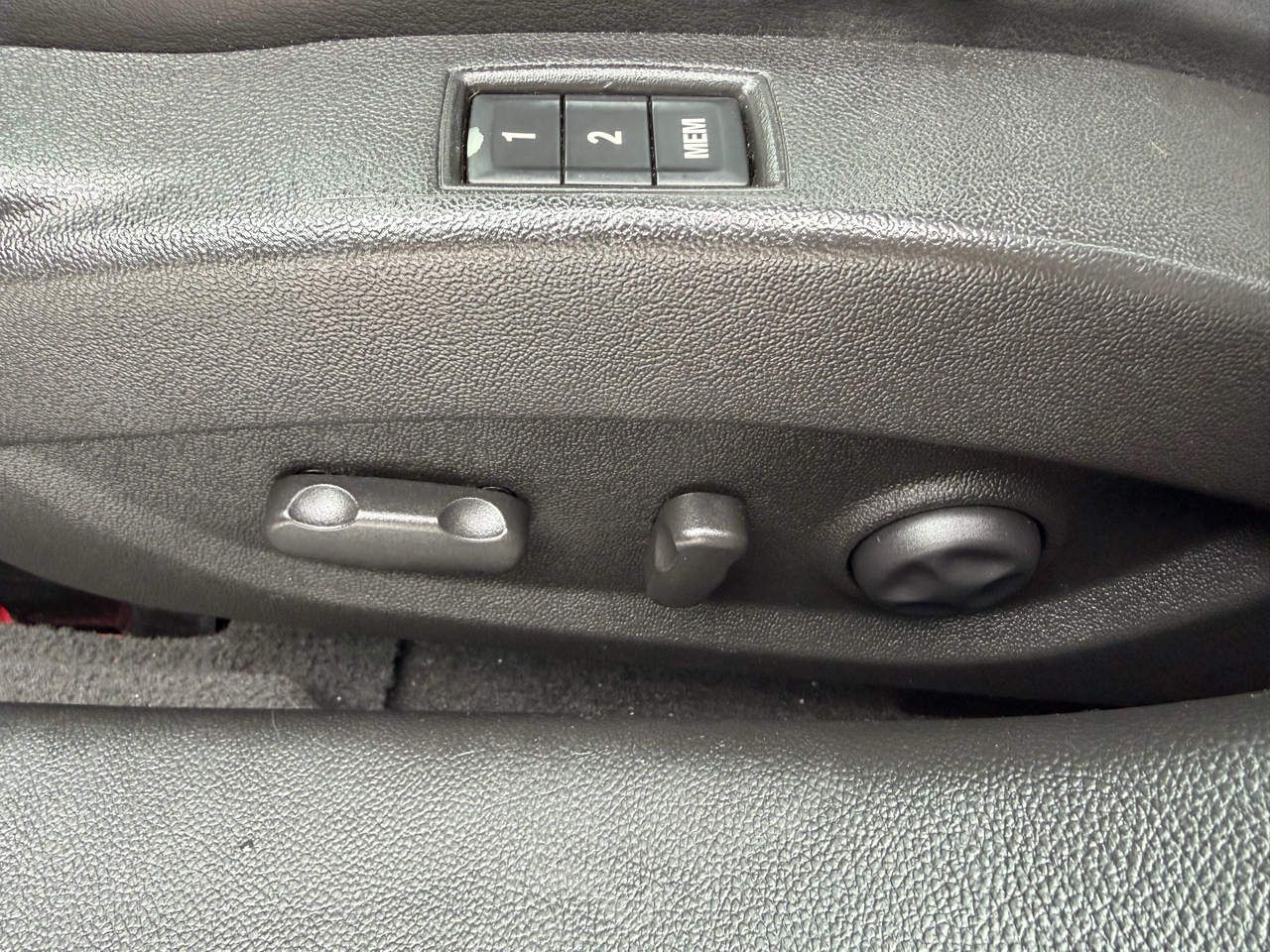 Buick LaCrosse 4dr Sdn Premium 1 FWD 2013