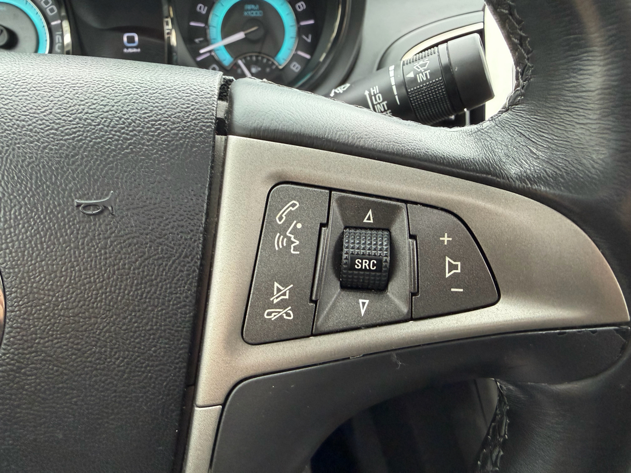 Buick LaCrosse 4dr Sdn Premium 1 FWD 2013