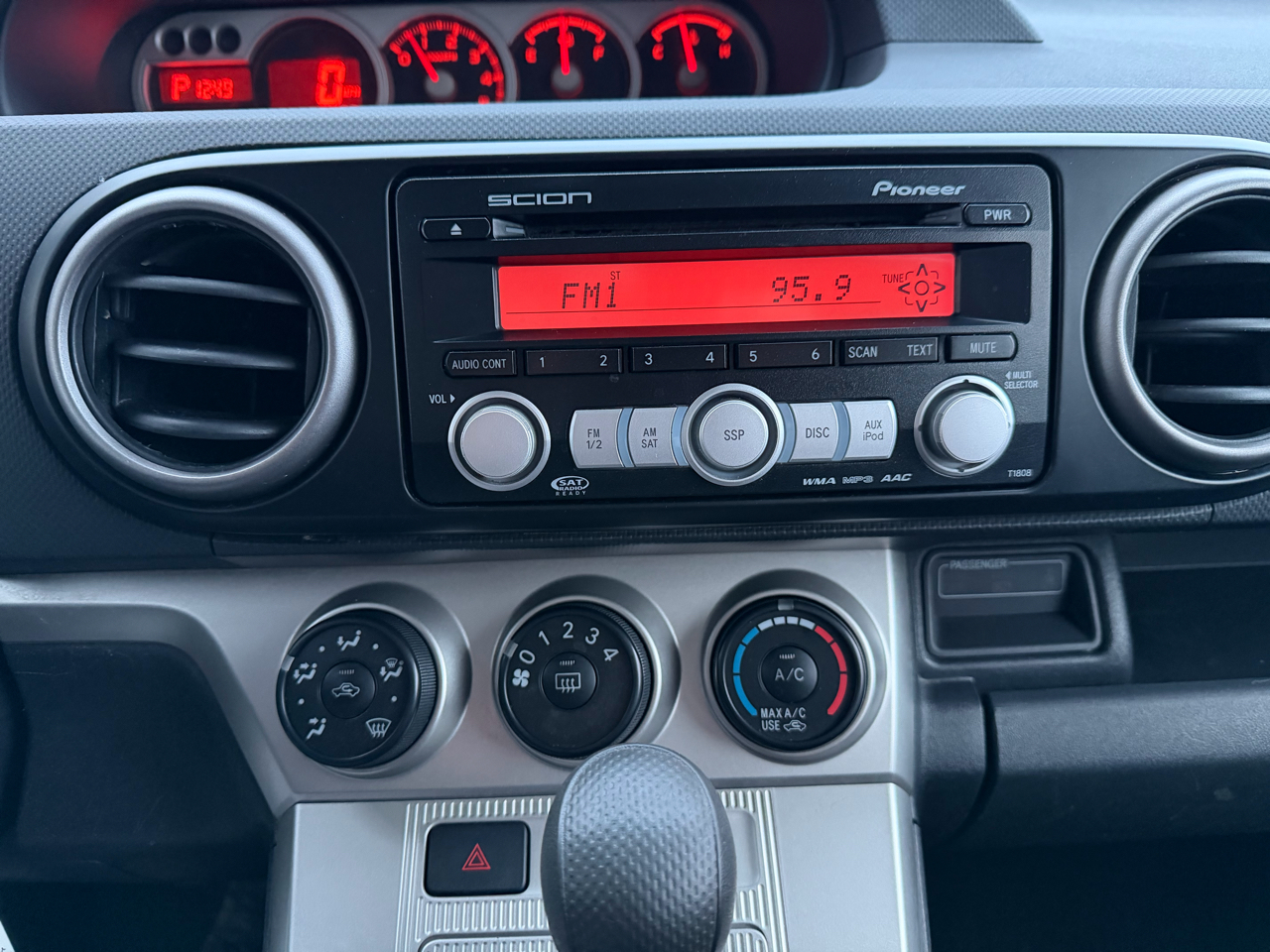 Scion xB 5dr Wgn Auto (Natl) 2008