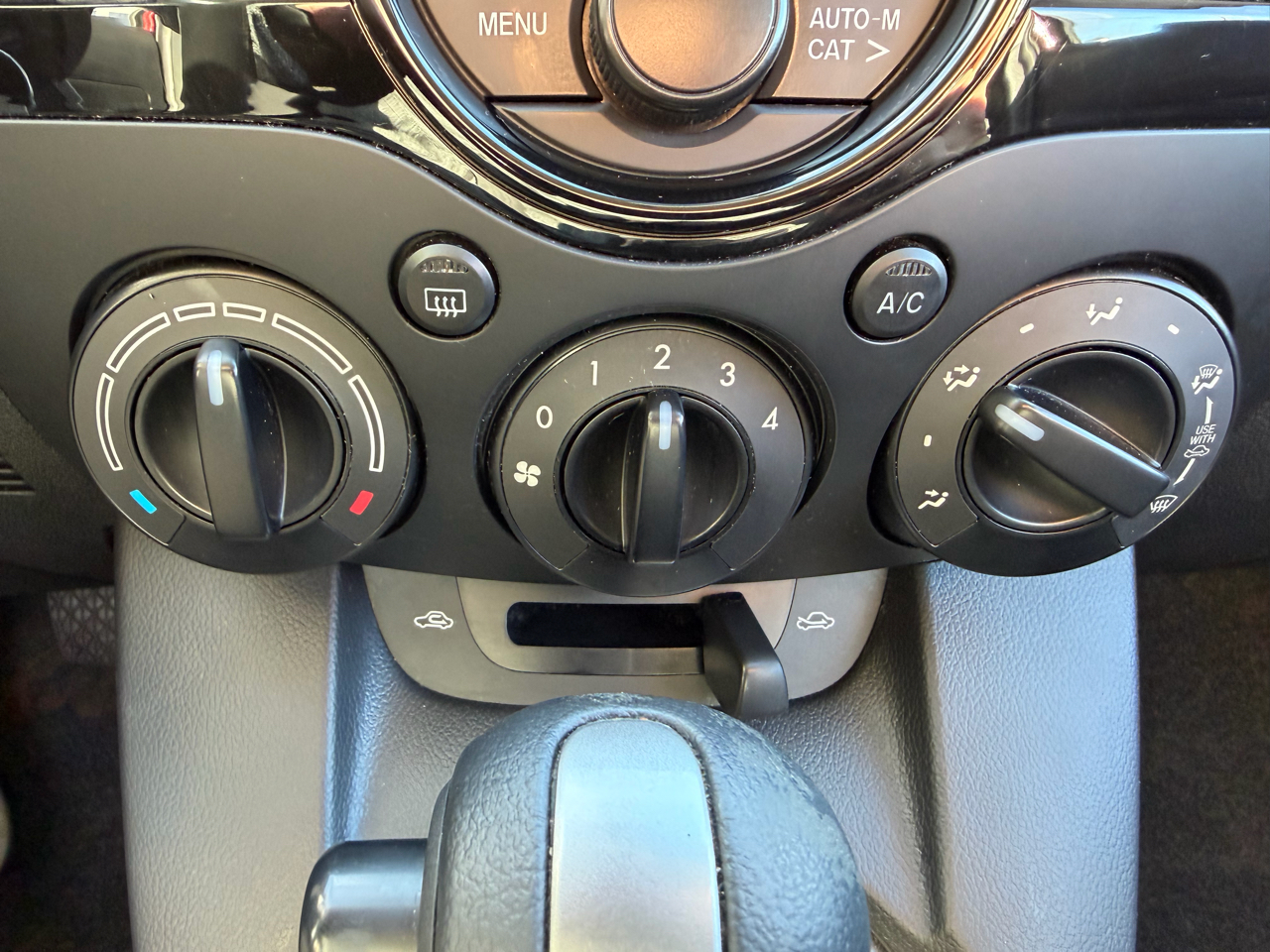 Mazda MAZDA2 4dr HB Auto Sport 2014