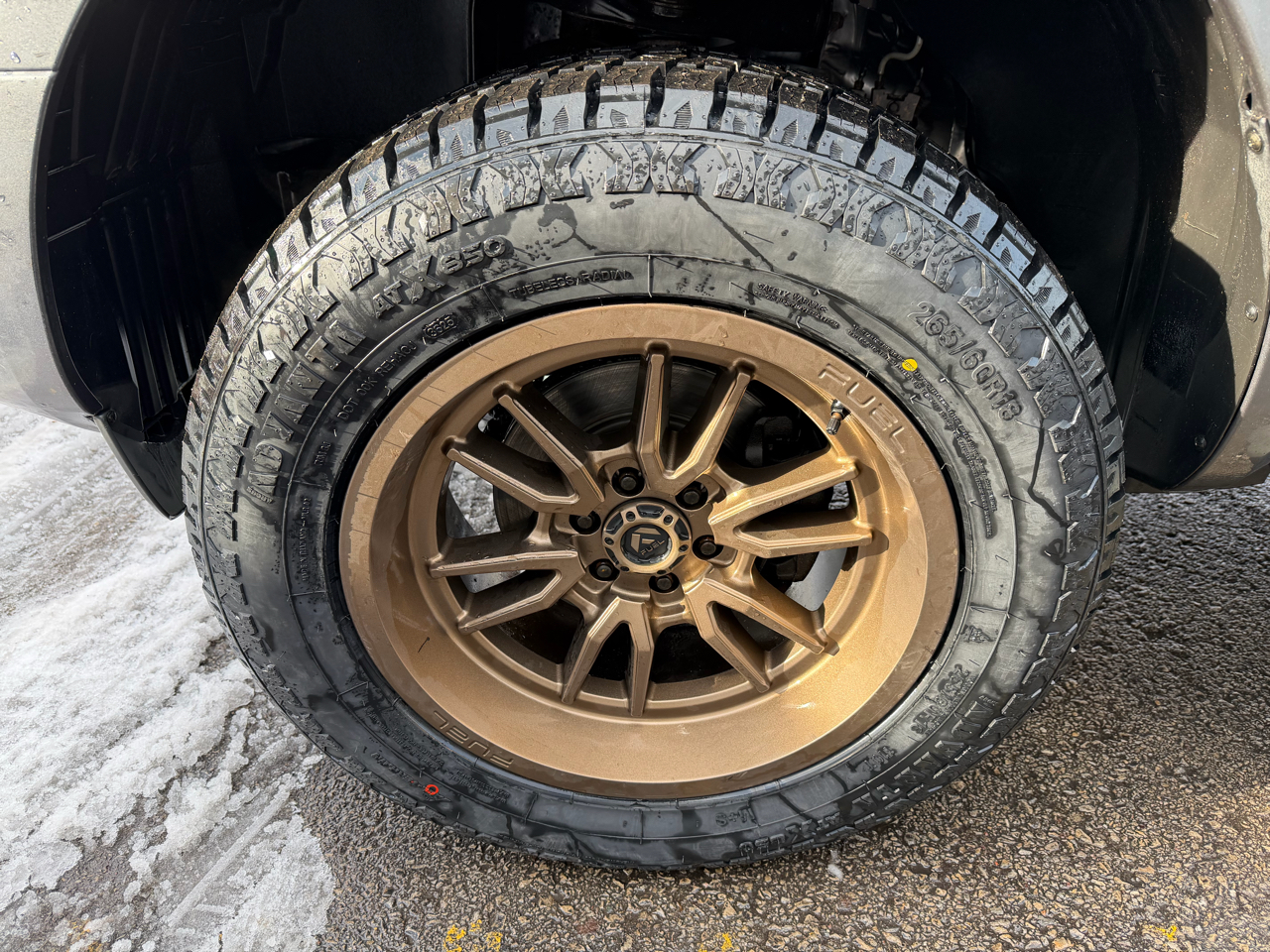 Nissan Frontier 2017.5 Crew Cab 4x4 SV V6 Auto 2017