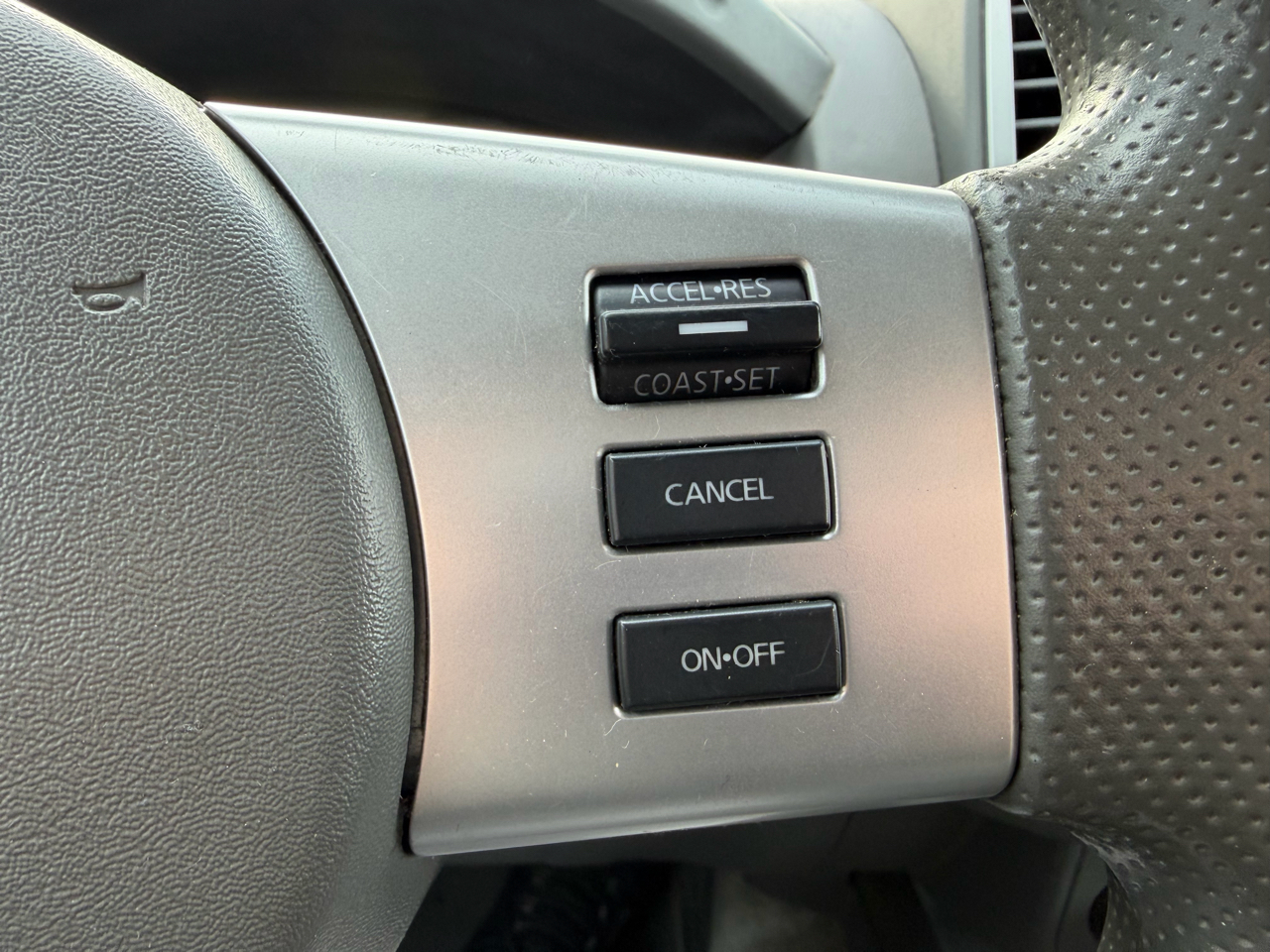 Nissan Frontier 2017.5 Crew Cab 4x4 SV V6 Auto 2017