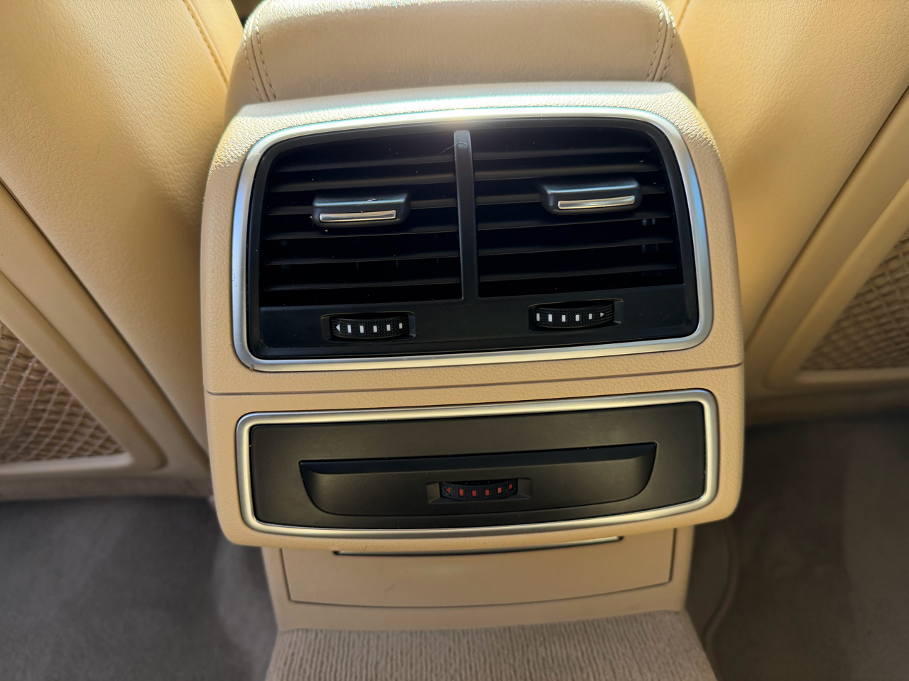 Audi A6 4dr Sdn quattro 3.0L TDI Premium Plus 2014