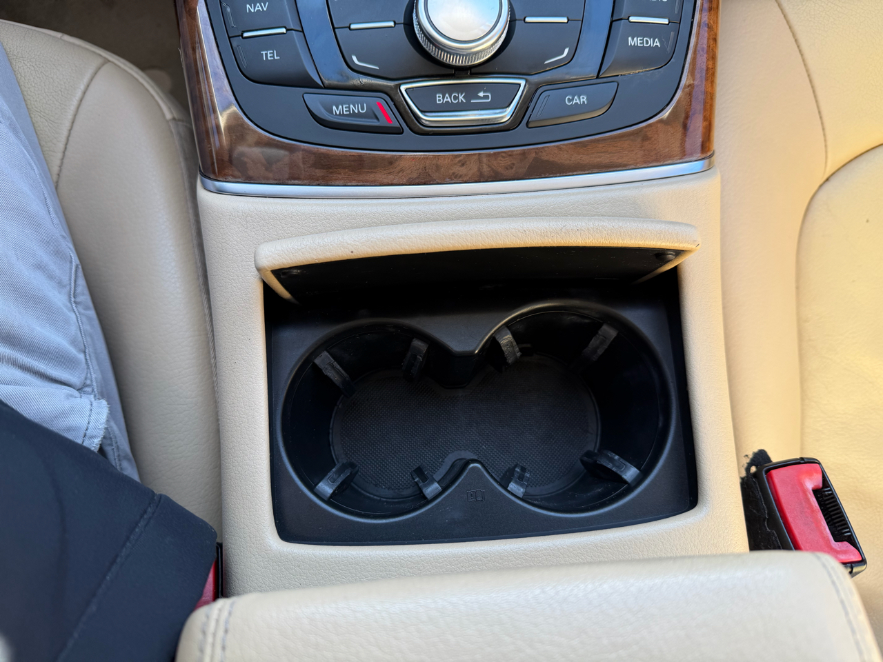 Audi A6 4dr Sdn quattro 3.0L TDI Premium Plus 2014